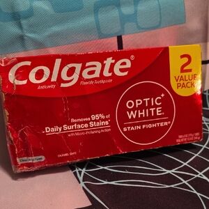 2 Pack Colgate Optic White Toothpaste, Stain Fighter. 6.0 oz Tubes. Box wear.